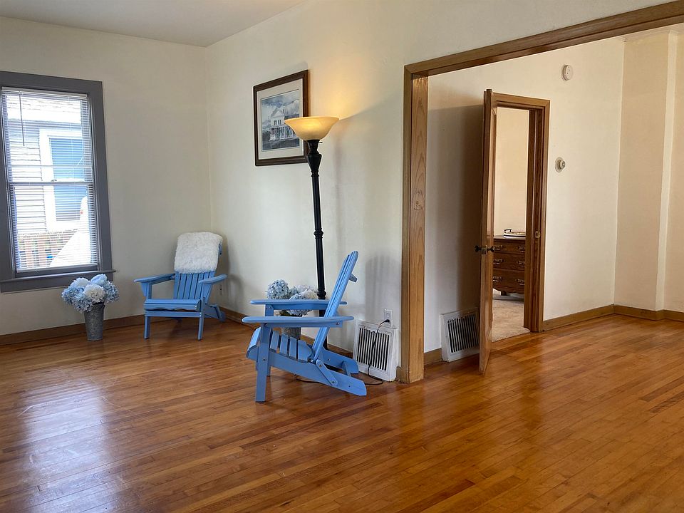 1319 13th Ave, Menominee, MI 49858 MLS 50279779 Zillow