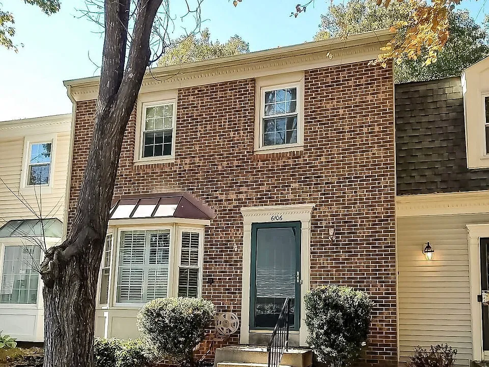 6106 Heron Pond Ct