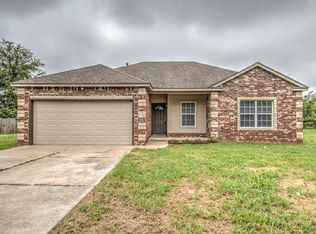 517 NW 9th St, Wagoner, OK 74467