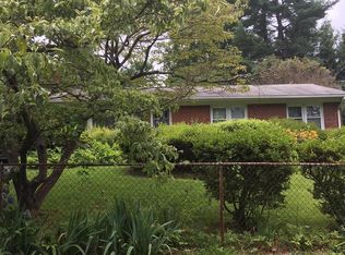 6831 Churchill Rd, Mc Lean, VA 22101