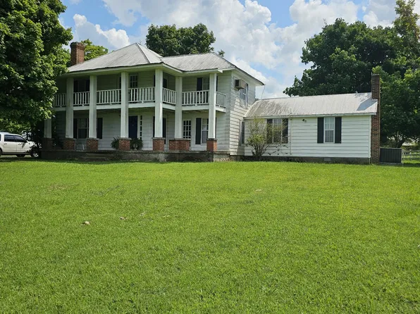 677 Winklers Rd, Red Boiling Springs, TN 37150