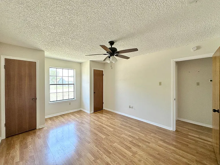 3706 Madison Dr — Photo 19