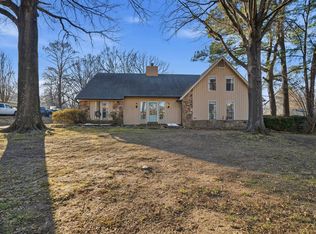 1829 E Churchill Downs Rd, Germantown, TN 38138