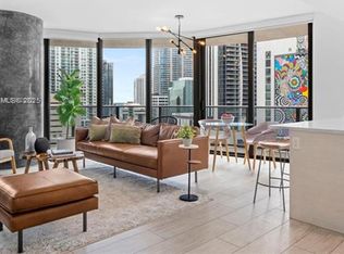 45 SW 9th St APT 1403, Miami, FL 33130