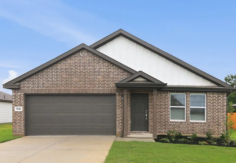 3044 River Birch Dr