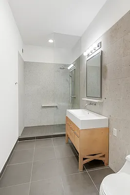 Sold by Modern Spaces | media 7