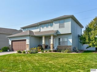 8702 S 167th St, Omaha, NE 68136