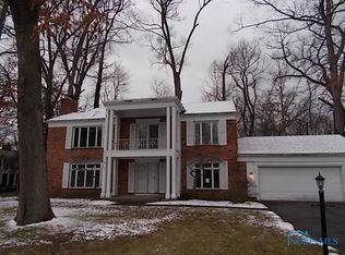 7120 Pine Birr Ln, Sylvania, OH 43560