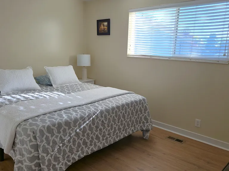 8200 S 865 E — Photo 16