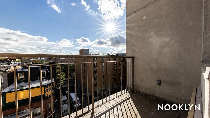 Rented by Nooklyn NYC LLC | media 13