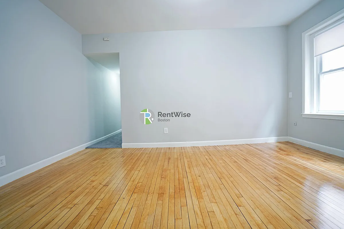 Building Photo - 1292 Commonwealth Ave #12
