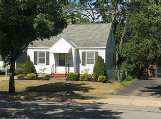 1188 Irene Rd, Lyndhurst, OH 44124