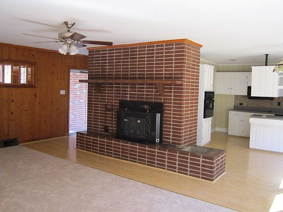 2nd image of 112 Brookhaven Dr