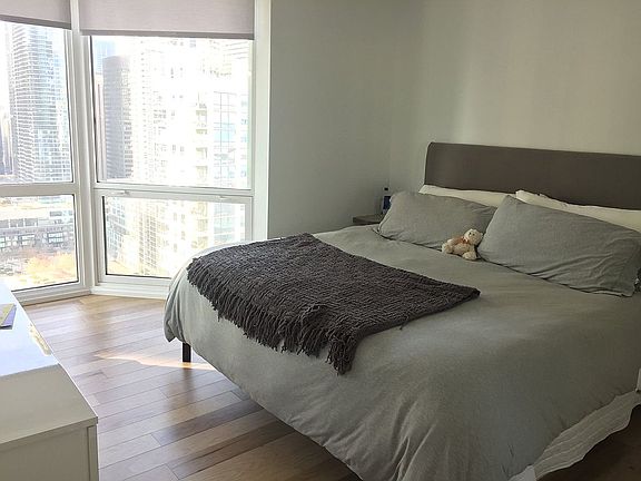 5th image of 195 N Harbor Dr APT 2507