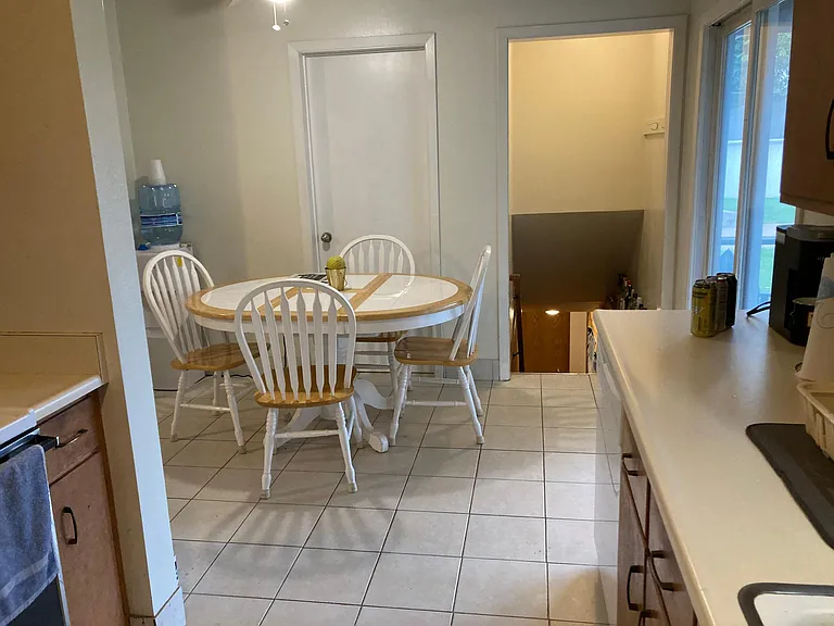 1522 Starview Dr — Photo 4