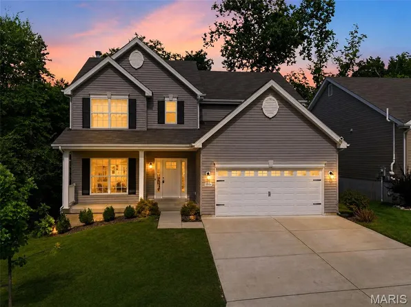 866 Boulder Crest Ct, Eureka, MO 63025