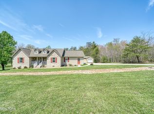 542 Sunset Ridge Dr, Crossville, TN 38571