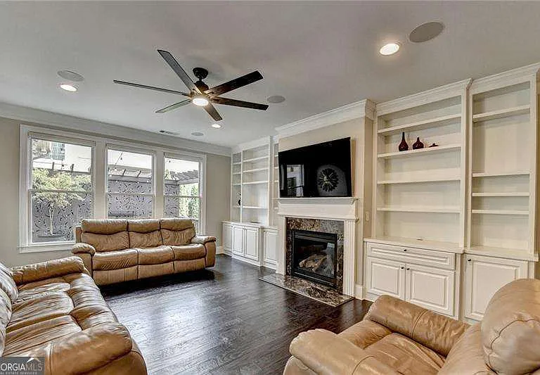 11653 Parkside Ave — Photo 13
