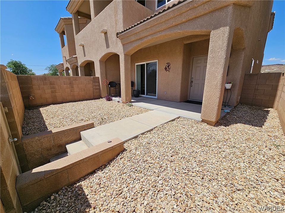 1st image of 684 Vista Grande Drive