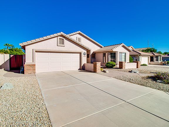 3041 Front Side Gate