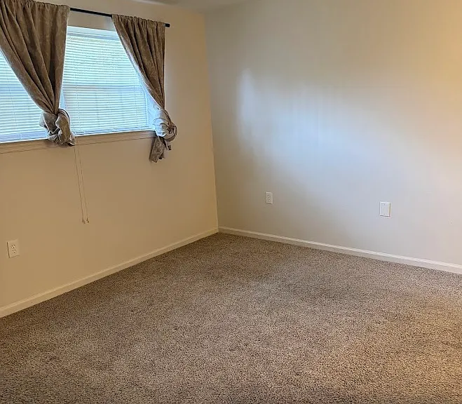2524 Ayr Ct — Photo 32