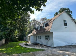 174 Mills Pond Rd #4, Saint James, NY 11780