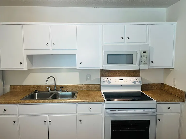 45 Westgate Drive — Photo 6