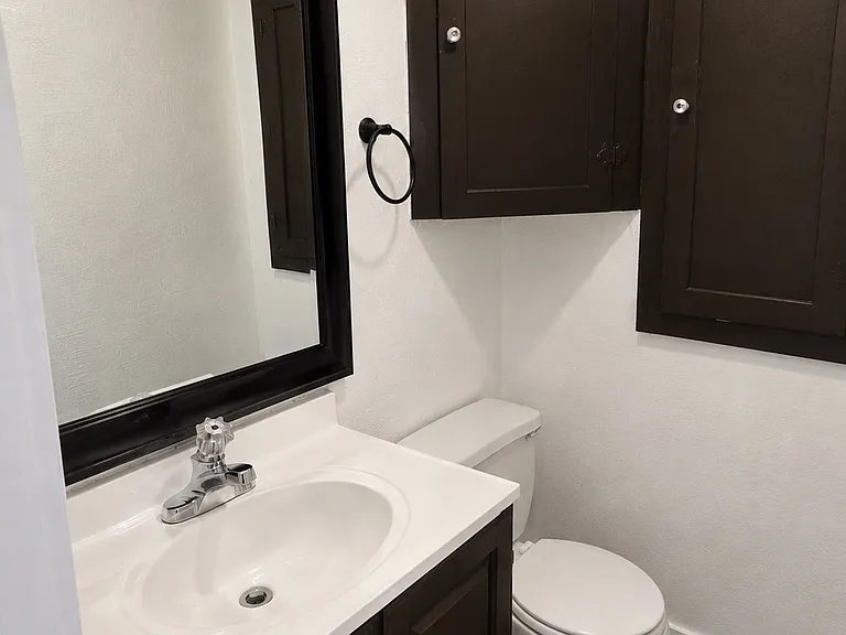 127-135 Almond St #3 — Photo 6