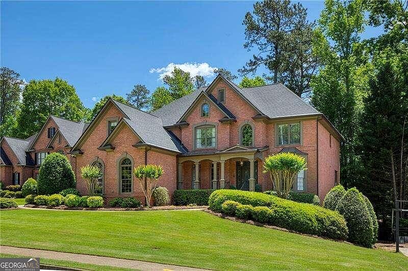 1st image of 945 Carters Grove Trl