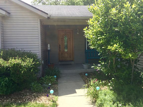 2nd image of 4260 Redwood Ln