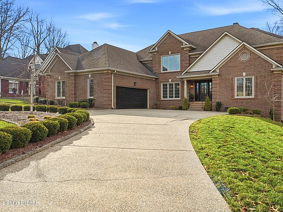 2nd image of 1809 Golden Leaf Way