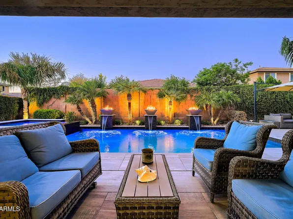 2416 E CHERRY HILL Drive, Gilbert, AZ 85298