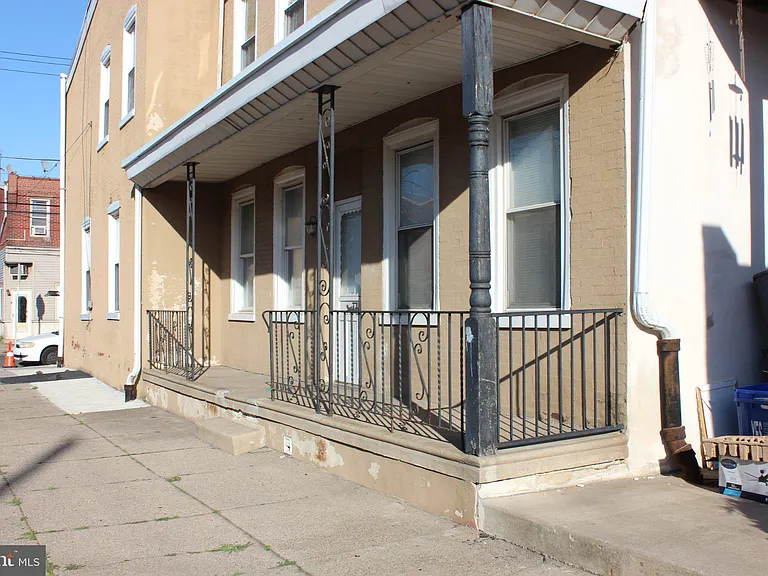 2400 Duncan St #1 — Photo 28