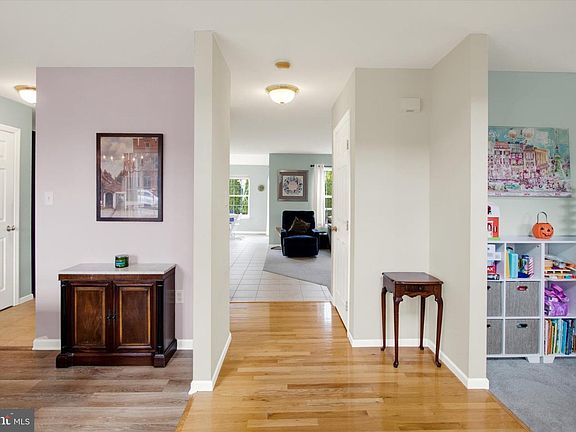 2nd image of 2514 Goddard Ave