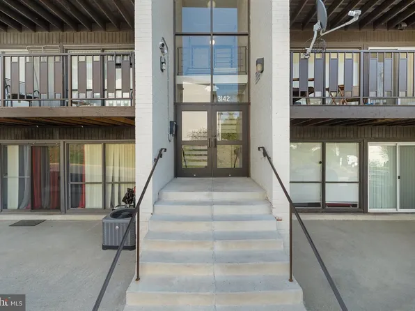 3142 Brinkley Rd #6T-3, Temple Hills, MD 20748