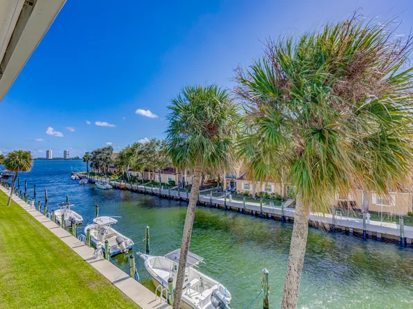 120 Lehane Ter APT 309, North Palm Beach, FL 33408
