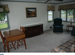 3 Kerr Dr, Hamilton, NJ 08610