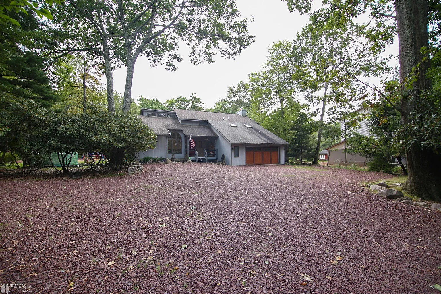 197 S Lake Dr photo 1