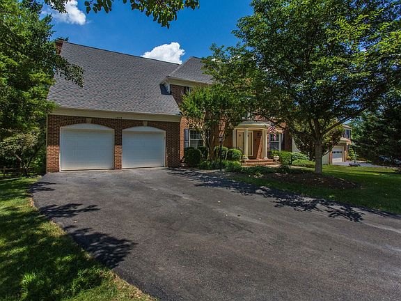 2nd image of 15135 Wetherburn Dr