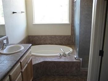 1st image of 7501 Wachtel Way