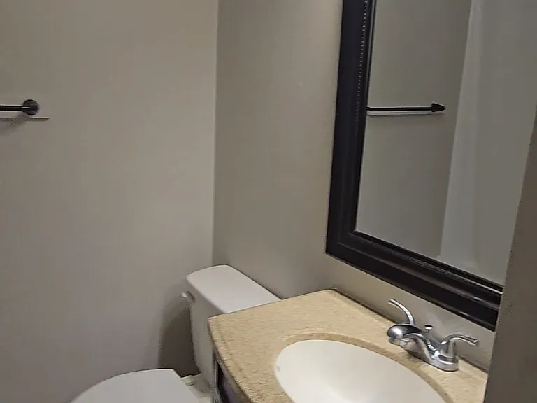 15633 Avalon Ave #A — Photo 11
