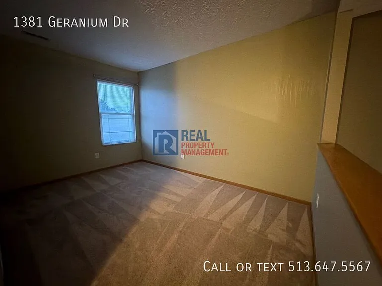 1381 Geranium Dr — Photo 21