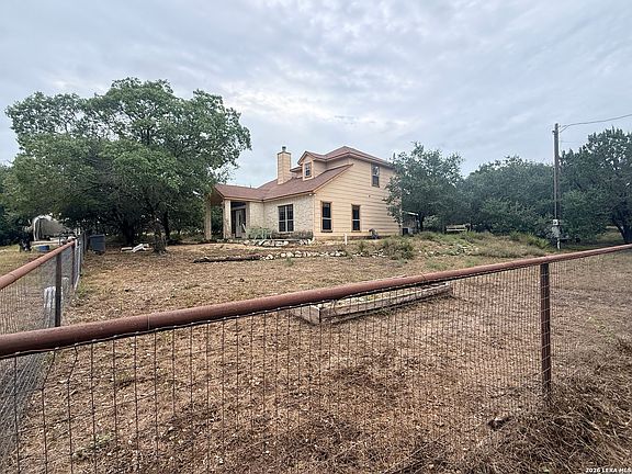 3rd image of 172 Candy Rd