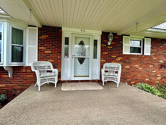 4th image of 416 Mayfield Ave