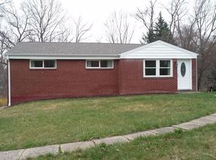 3402 E Stag Dr, Gibsonia, PA