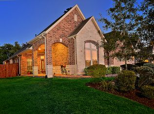 19 Tapestry Forest Pl, Spring, TX 77381