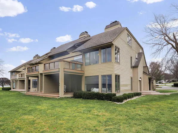 500 Front St APT 36, Boyne City, MI 49712