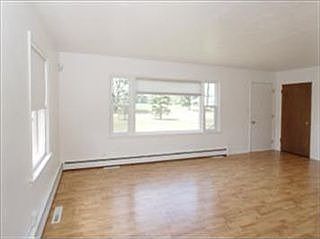 4th image of 16353 Vankal Ave