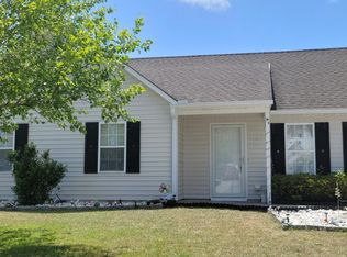 325 Foxhall Rd, Newport, NC 28570