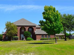 1321 Trophy Ct W, Midlothian, TX 76065